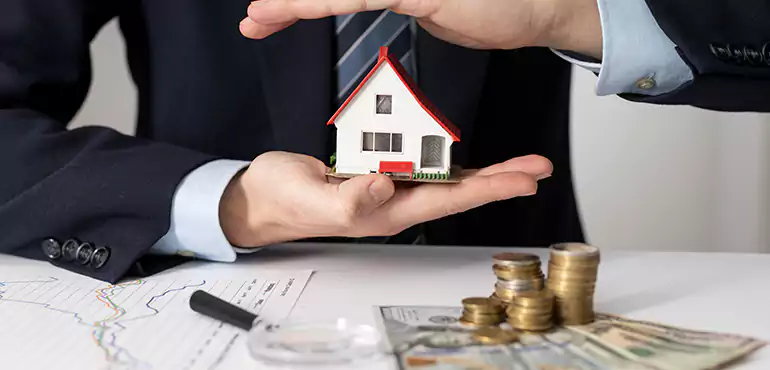 Who Do We Buy Houses From in Dallas, TX?